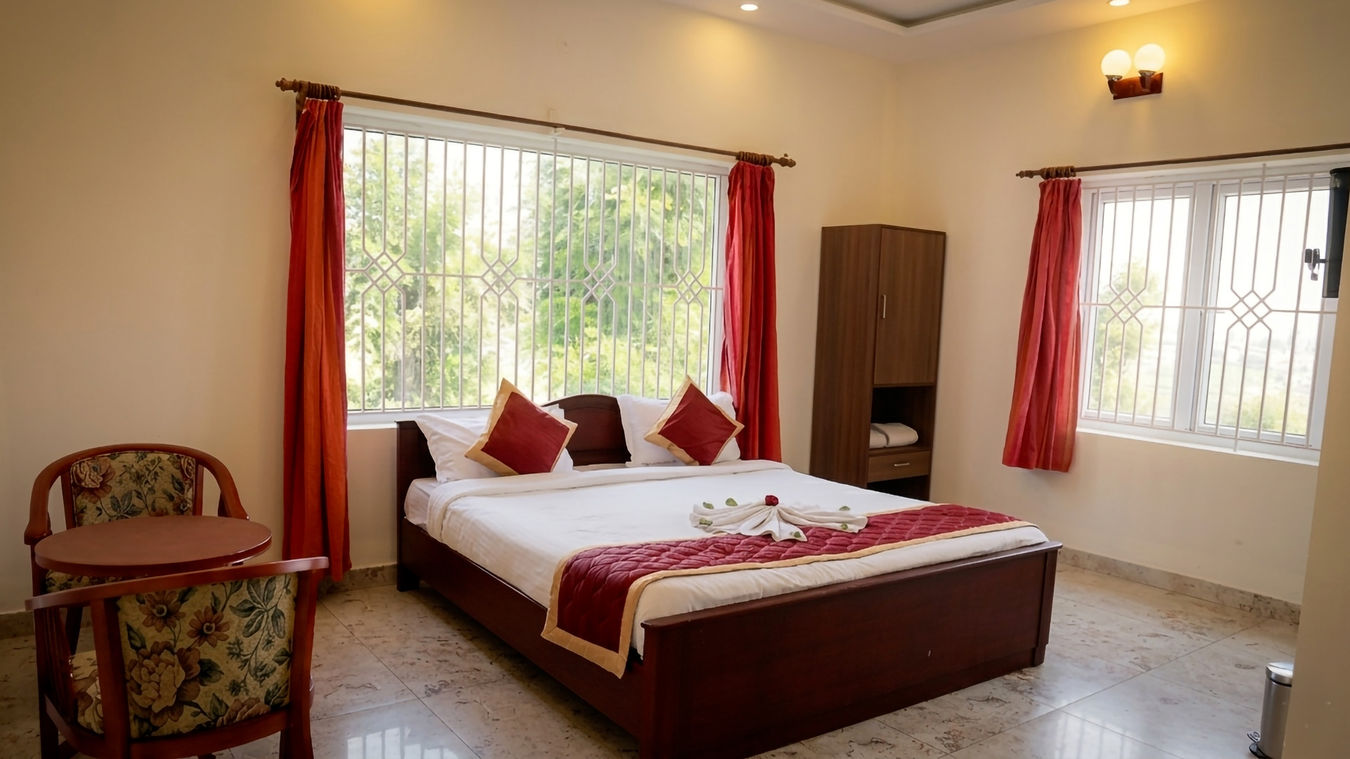 Stay Near Nilgiri Mountain Railway